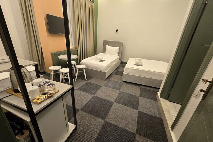 Room 38 of 69