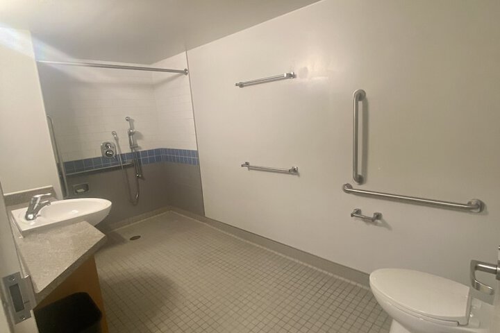 Room 12 of 39