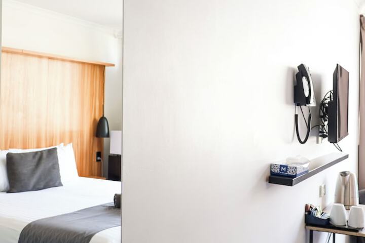 Room 5 of 34