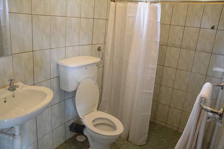 Room 20 of 38