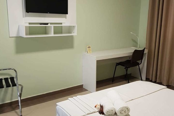 Room 11 of 41