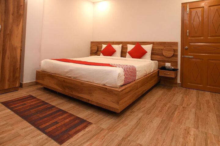 Room 6 of 6