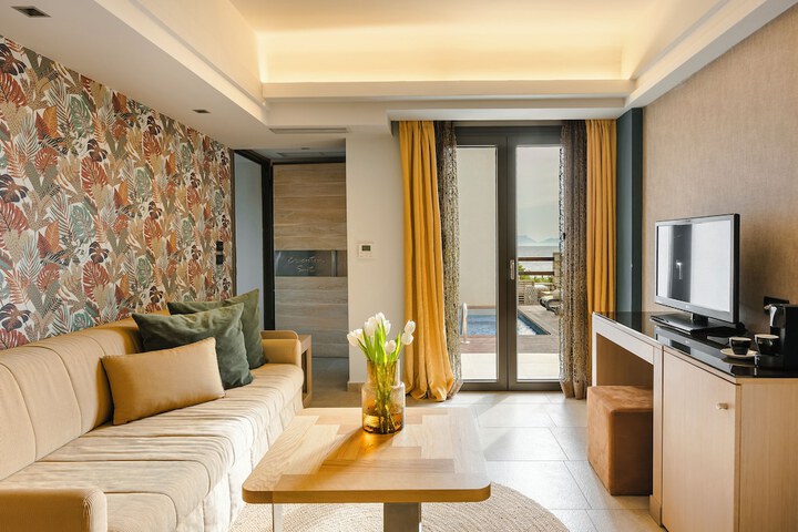 Room 48 of 132