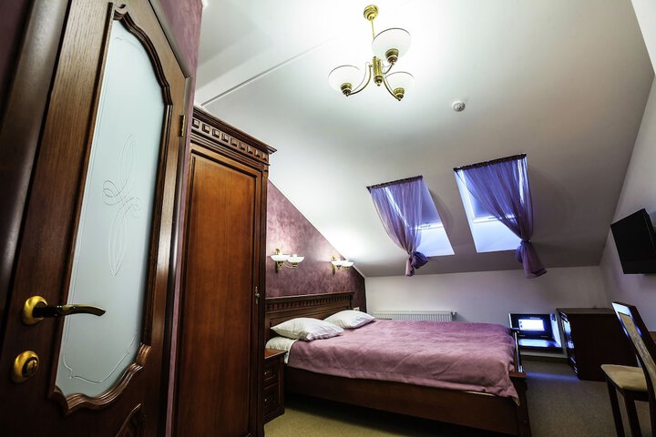 Room 20 of 53