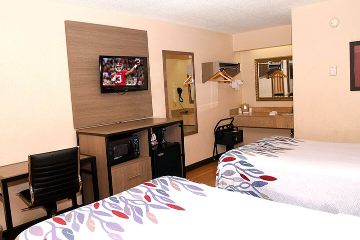 Deluxe 2 Double Beds (5 of 7)