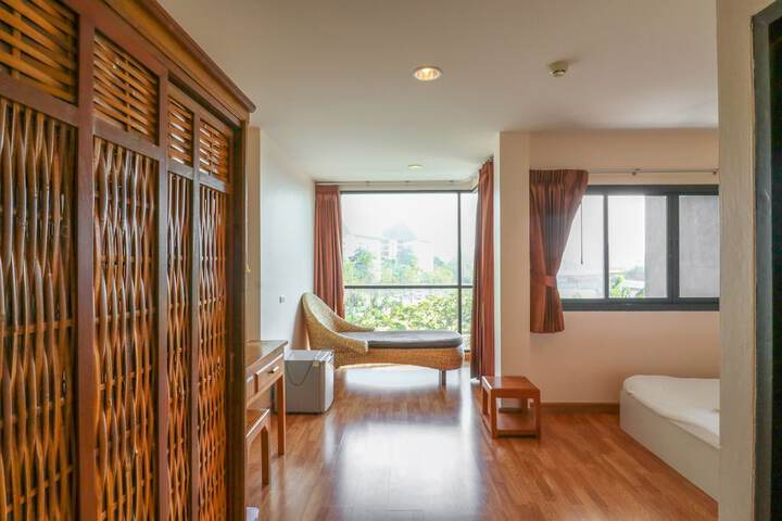 Room 6 of 59