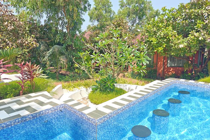 Pool 17 of 32