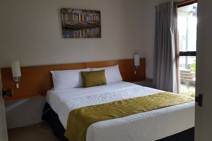 Room 16 of 95