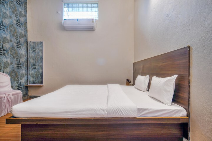 Room 6 of 22