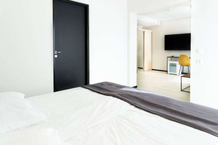 Room 30 of 47