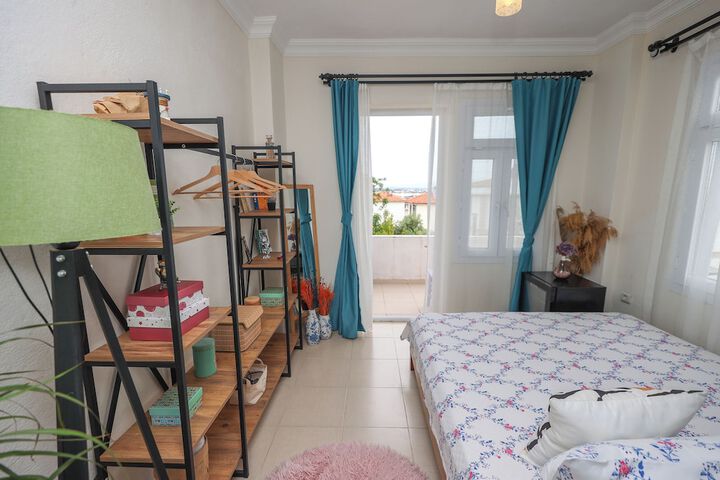 Room 10 of 67