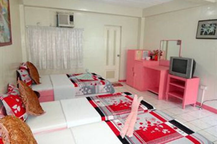 Room 6 of 11
