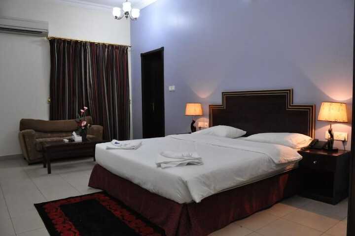 Room 12 of 24