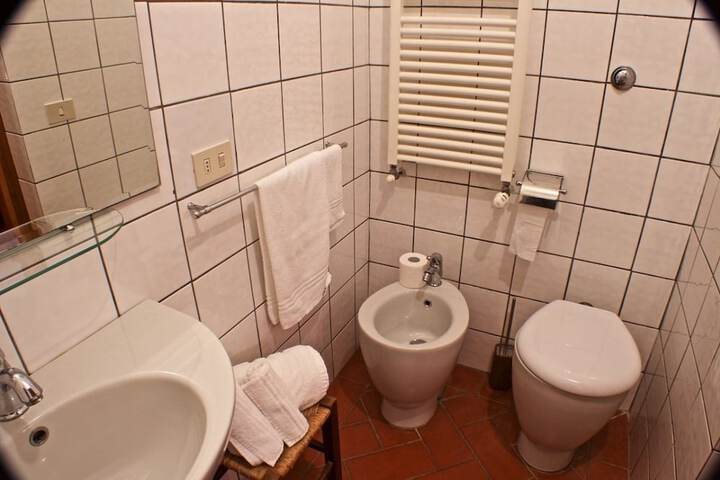 Room 52 of 112