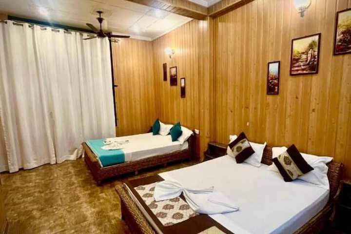 Room 2 of 11