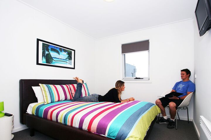 Room 10 of 71