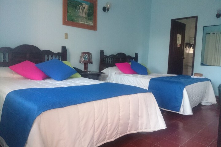 Room 3 of 15