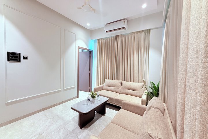 Room 38 of 63