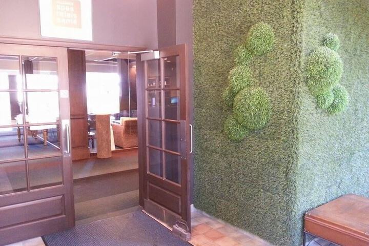 Hotel 42 of 73