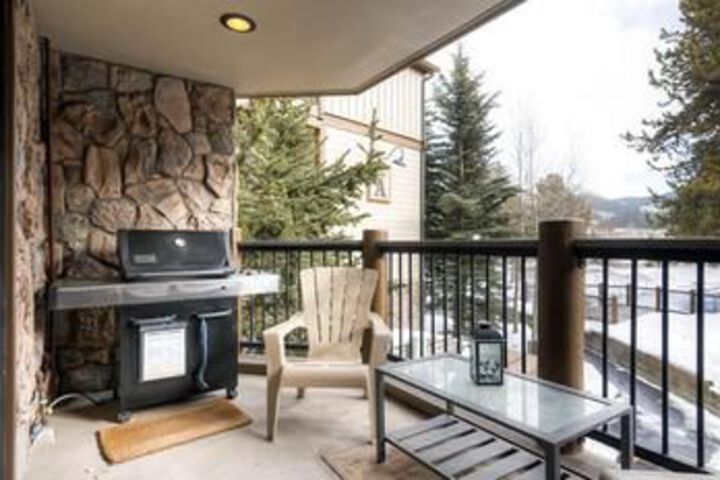 Terrace/Patio 2 of 24