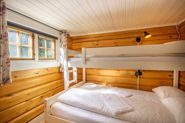 Room 10 of 60