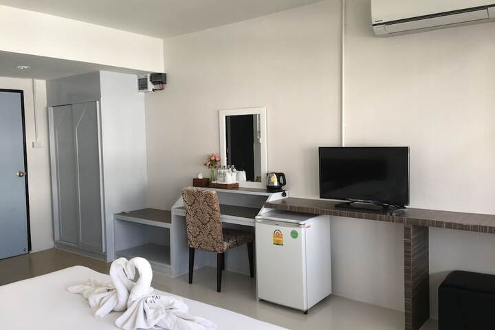 Room 14 of 42