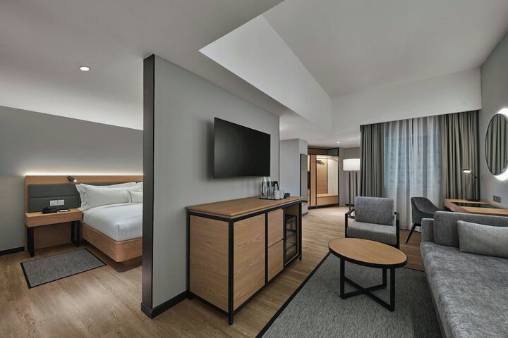 Room 14 of 67