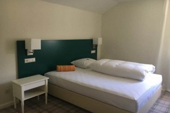 Room 13 of 59