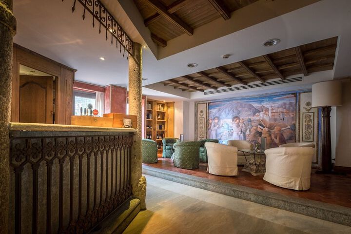 Hotel Interior 2 of 42
