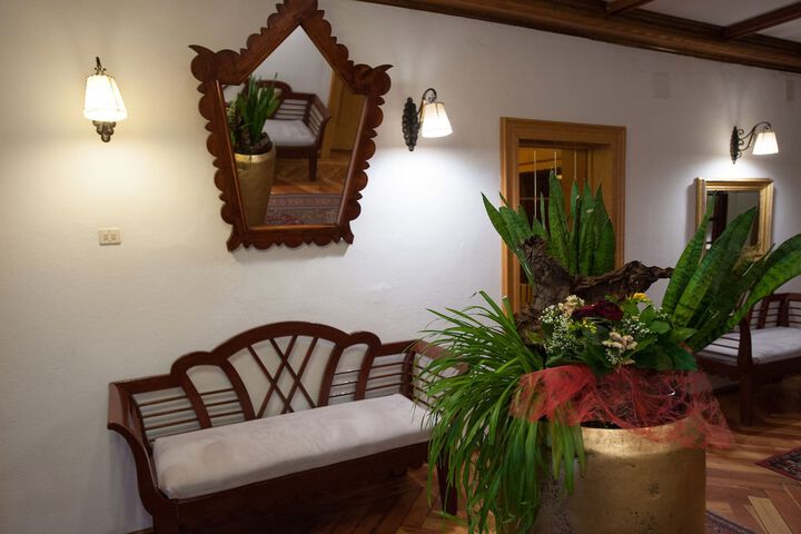 Lobby Photos
