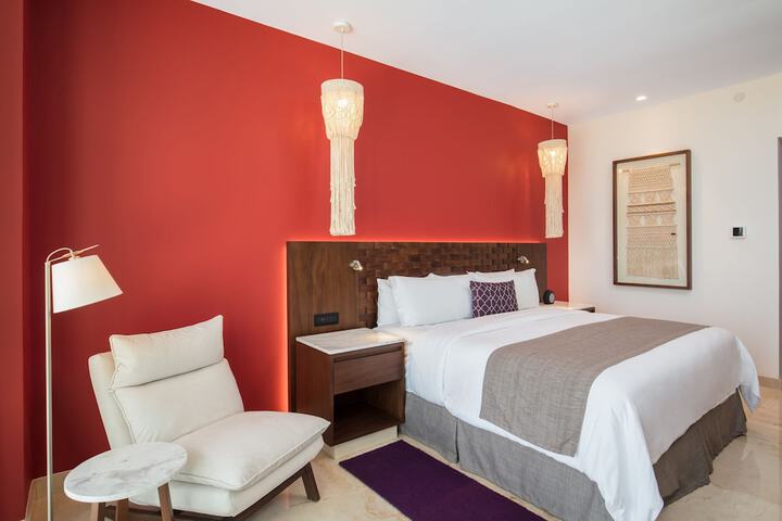Room 20 of 76