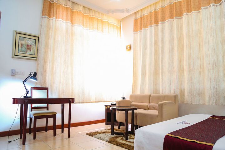 Room 5 of 45