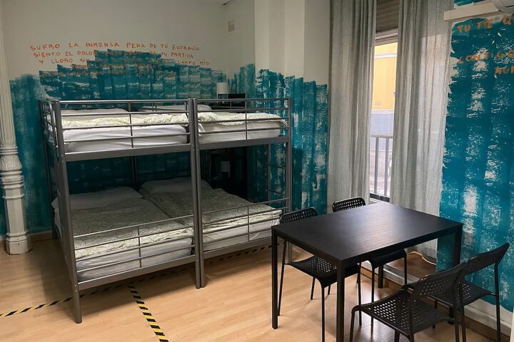 Room 26 of 42
