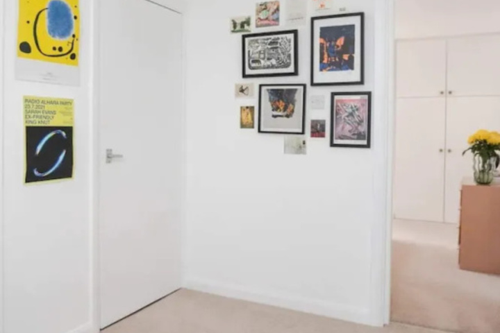 Room 13 of 20