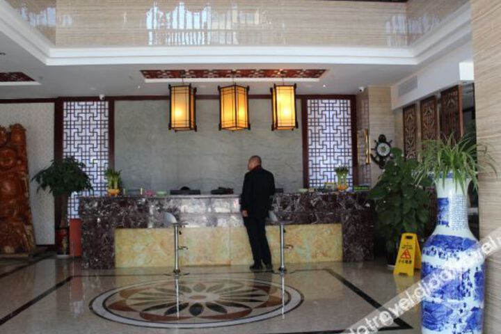 Hotel Interior 11 of 22