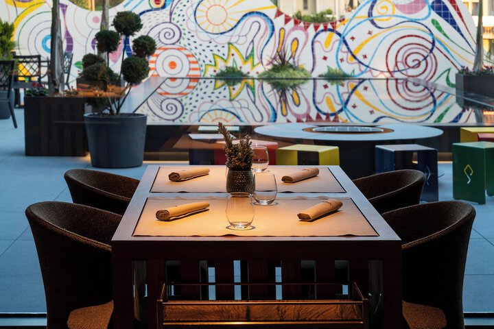 Dining 43 of 58