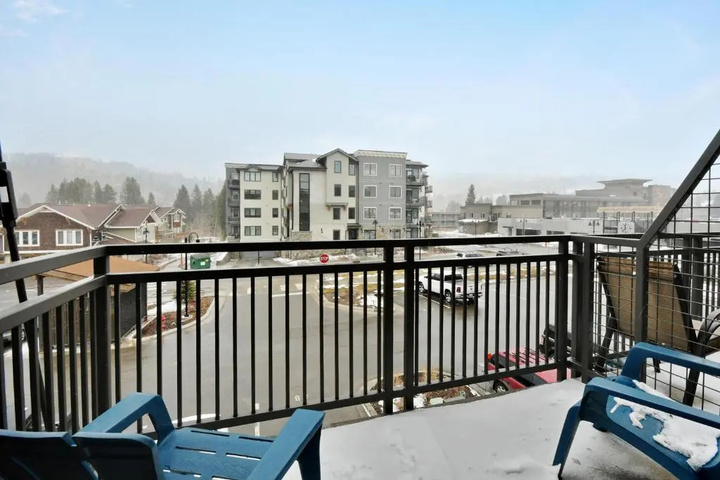 Image of New Luxury Loft #16 With Huge Hot Tub & Great Views 500 Dollars of FREE Activities & Equipment Rentals Daily