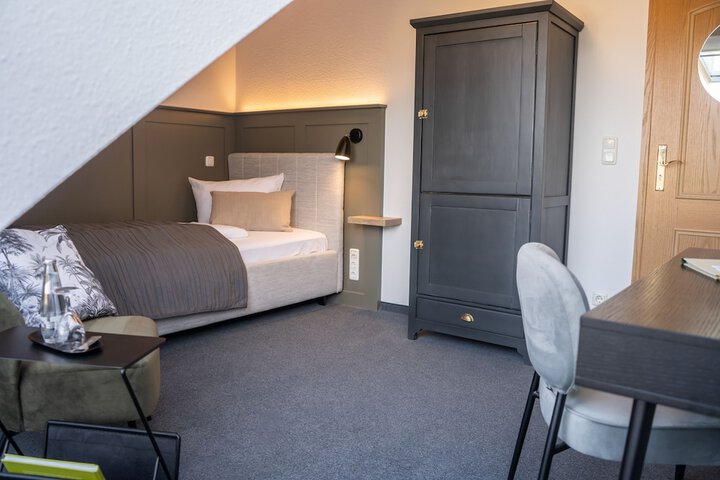 Room 41 of 191