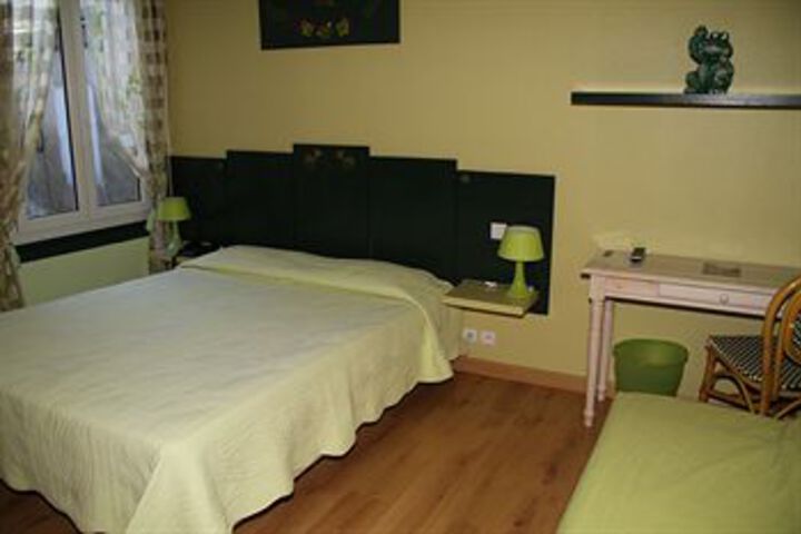 Room 14 of 21