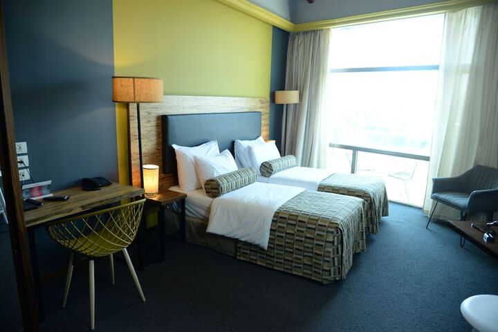 Room 15 of 86