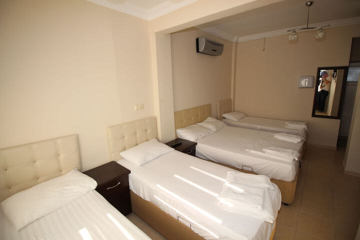 Room 8 of 26