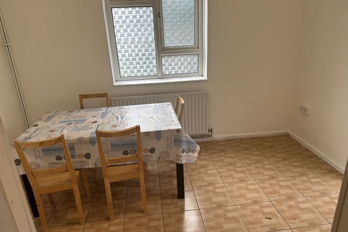 Room 3 of 19
