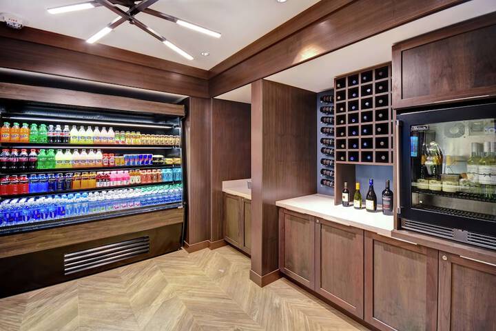 Snack bar