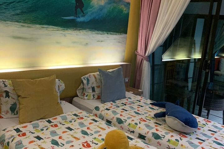 Room 27 of 81