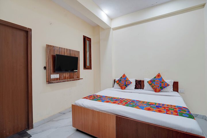 Room 20 of 29