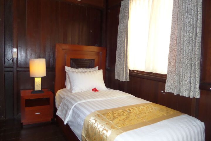 Room 13 of 47