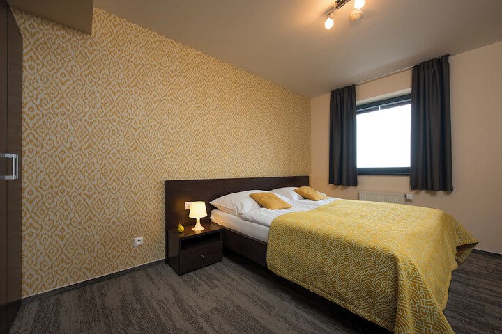 Room 30 of 126