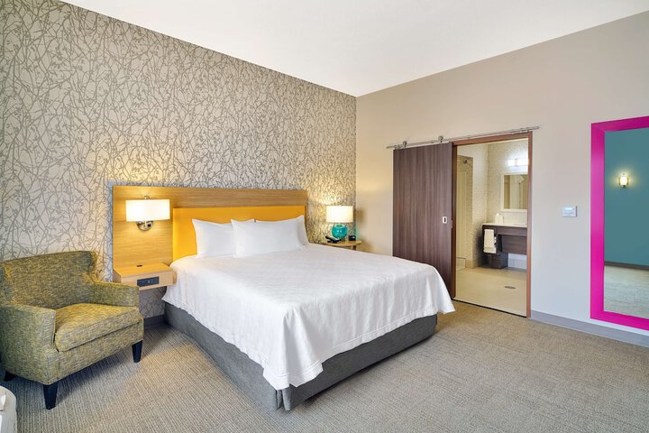 1 King Bed Studio Suite (17 of 17)