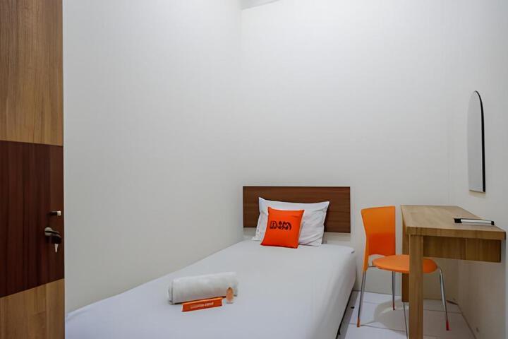 KoolKost at Jl Unta Pandeyan Lamper Semarang (Minimum Stay 30 night)