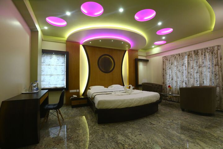 Room 18 of 38